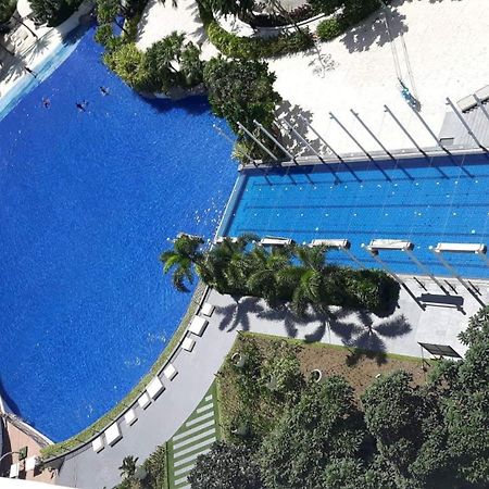 Azure Urban Resort Residence R&C - Paranaque Manila Dış mekan fotoğraf